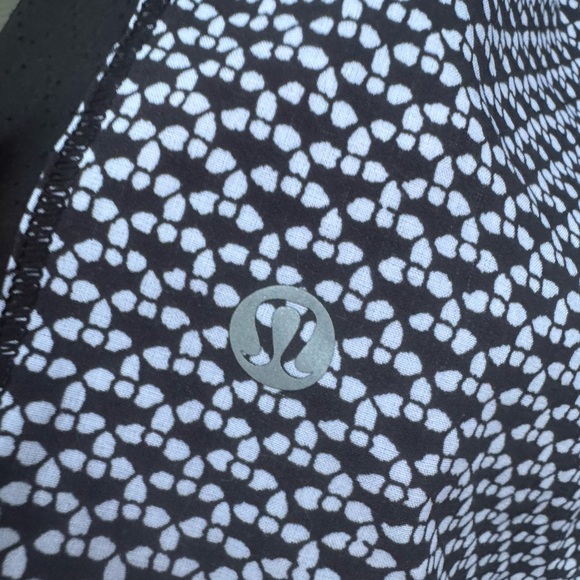 Lululemon Athletica Black and White Athletic Shorts - Picture 3 of 4